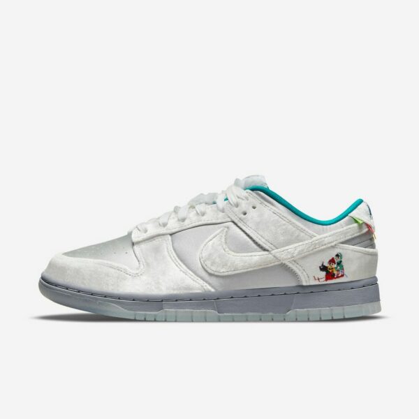 Nike SB Dunk Low “Ice”