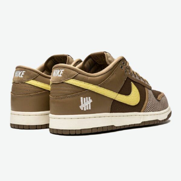 Undefeated x Nike Dunk Low SP 'Canteen' - Зображення 4