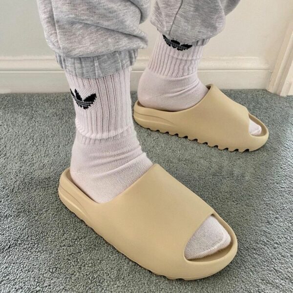 adidas Yeezy Slide "Bone" - Зображення 6