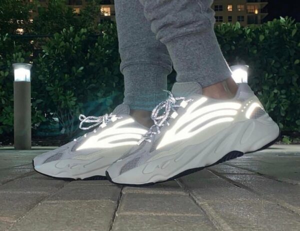 adidas Yeezy Boost 700 V2 "Static" - Зображення 7