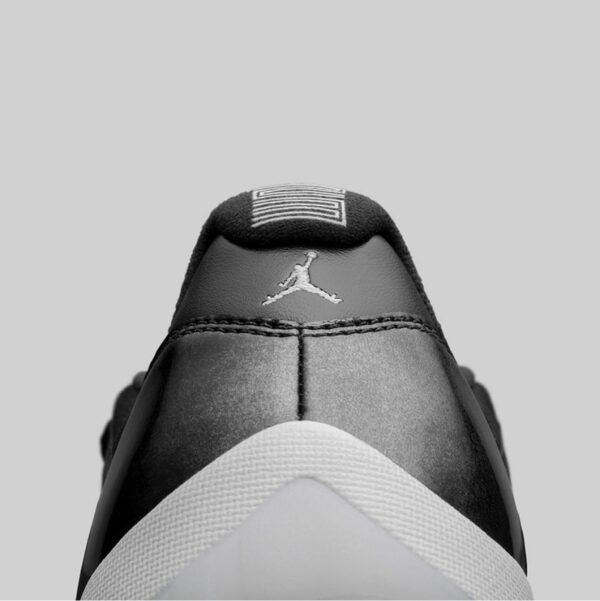 Air Jordan 11 Low "Barons" - Зображення 8