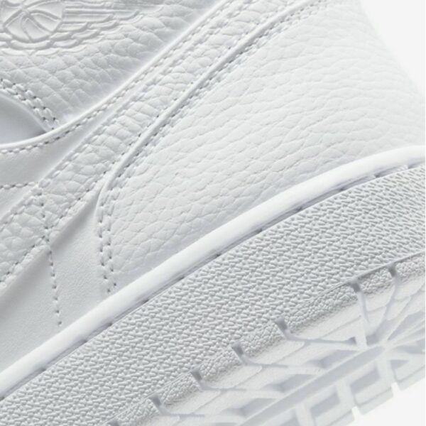 Air Jordan 1 Mid 'Triple White' - Зображення 8