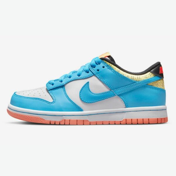 Kyrie Irving x Nike Dunk Low Baltic Blue (W)