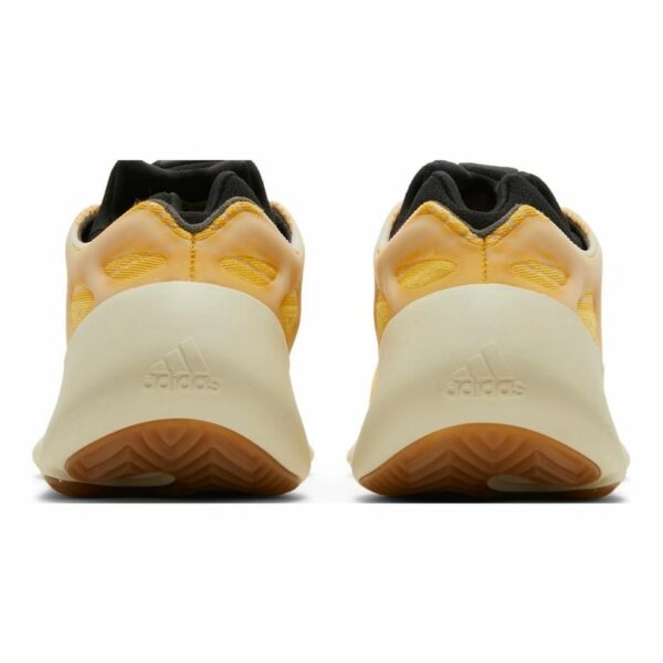 adidas Yeezy 700 V3 'Mono Safflower' - Зображення 5