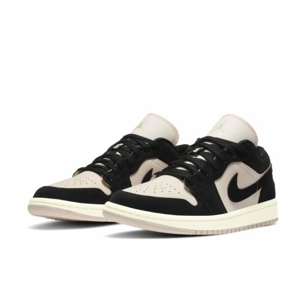 Air Jordan 1 Low Black Guava Ice (W) - Зображення 3