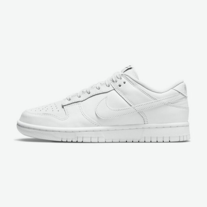 Nike Dunk Low 'Triple White' (W)