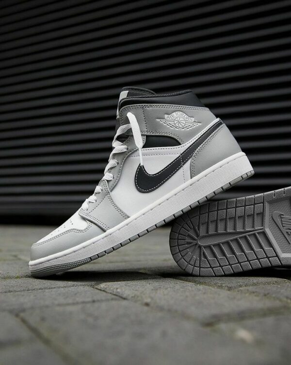 Air Jordan 1 Mid "Light Smoke Grey" Anthracite 2022 - Зображення 8