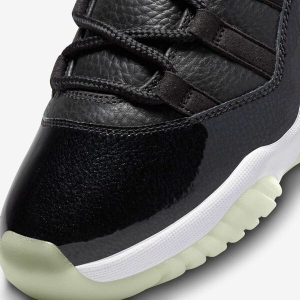 Air Jordan 11 Retro Low "72-10" - Зображення 7