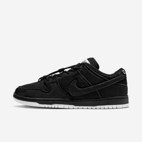 Gnarhunters X Nike SB Dunk Low