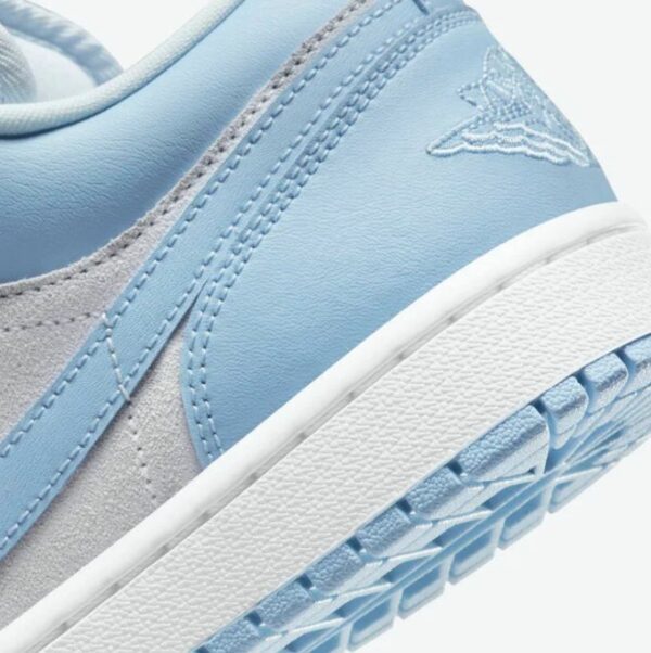 Air Jordan 1 Low 'Football Grey Aluminium' (W) - Зображення 4
