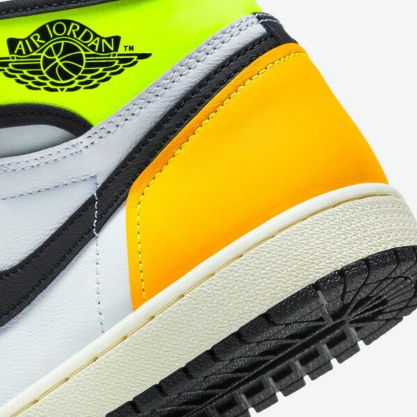 Air Jordan 1 Retro High OG 'Volt Gold' - Зображення 8