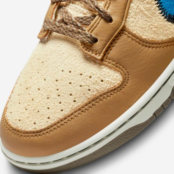 size? x Nike Dunk Low "Dark Driftwood" - Зображення 7