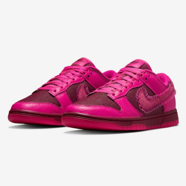 Nike Dunk Low Valentine's Day (2022) (W) - Зображення 2
