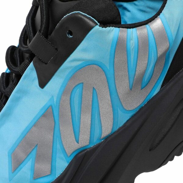 adidas Yeezy Boost 700 MNVN 'Bright Cyan' - Зображення 7