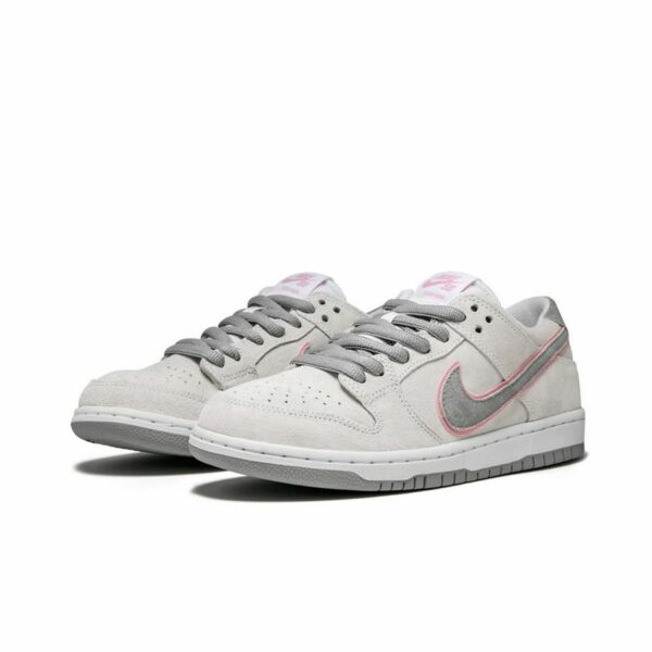 Nike SB Dunk Low "Ishod Wair Flat Silver" - Зображення 2