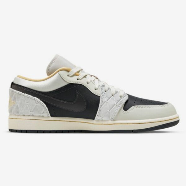 Air Jordan 1 Low "Beaded Swoosh" - Зображення 4