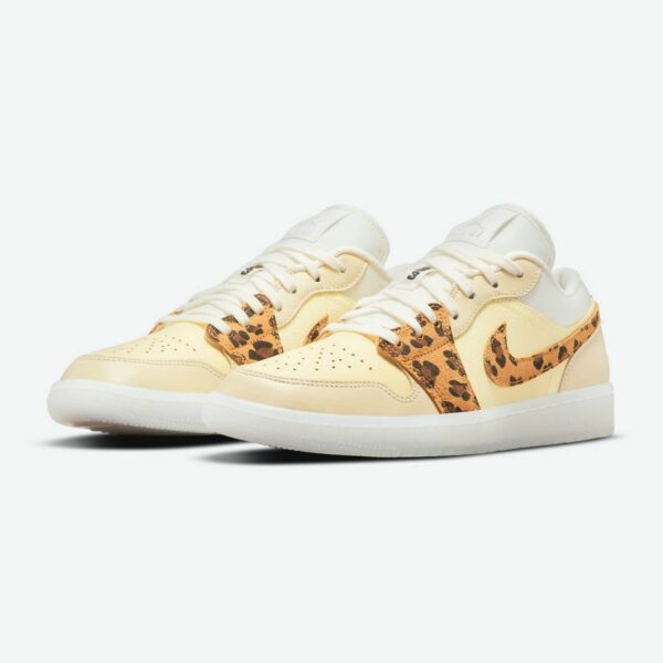 Air Jordan 1 Low 'SNKRS Day' (W) - Зображення 3
