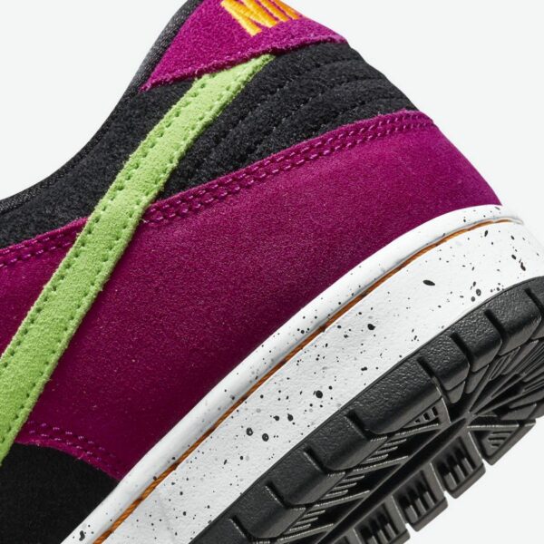 Nike SB Dunk Low 'Red Plum' - Зображення 8