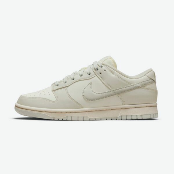 Nike Dunk Low 'Light Bone' (W)