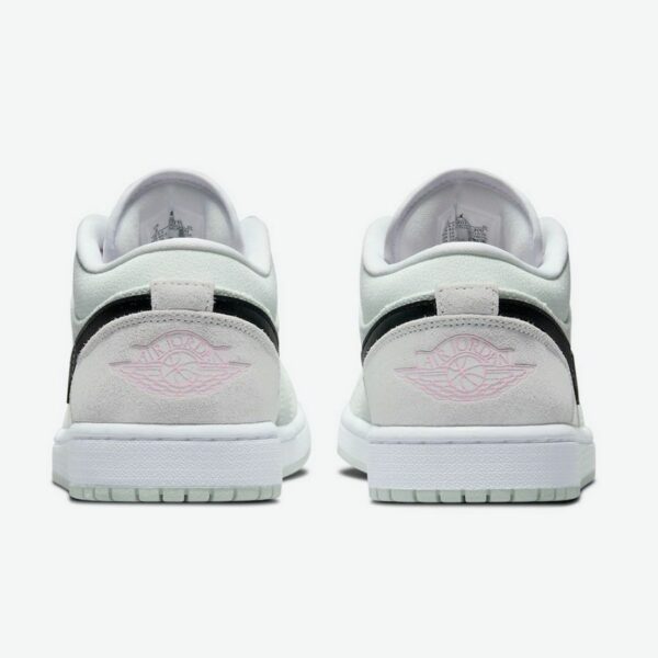 Air Jordan 1 Low SE 'Barely Green' (W) - Зображення 5