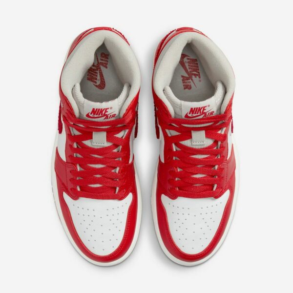Air Jordan 1 Retro High OG "Varsity Red" - Зображення 6