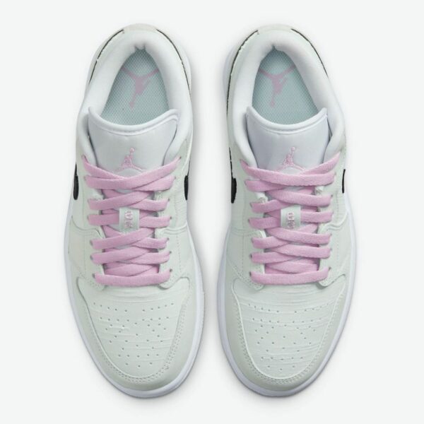Air Jordan 1 Low SE 'Barely Green' (W) - Зображення 4