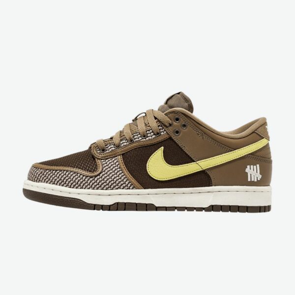 Undefeated x Nike Dunk Low SP 'Canteen'