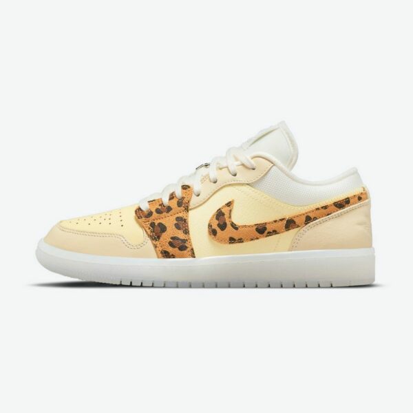 Air Jordan 1 Low 'SNKRS Day' (W)
