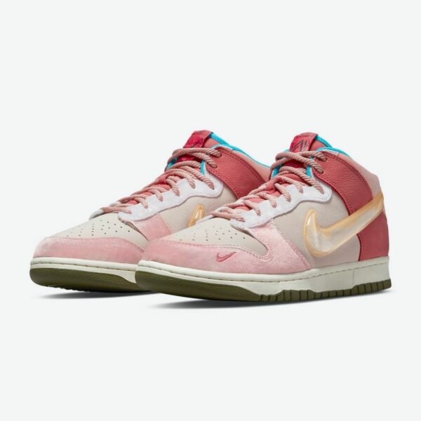 Social Status x Nike Dunk Mid 'Strawberry Milk' - Зображення 3