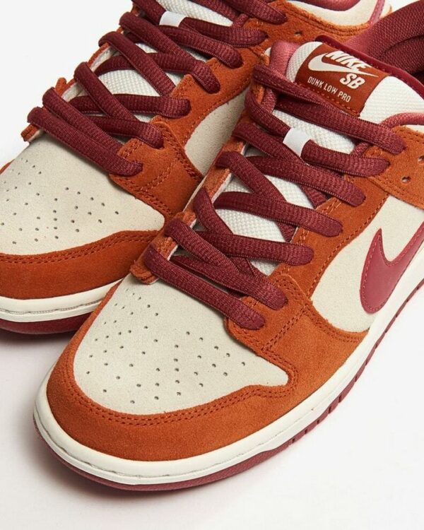 Nike SB Dunk Low Pro "Dark Russet Cedar" - Зображення 4
