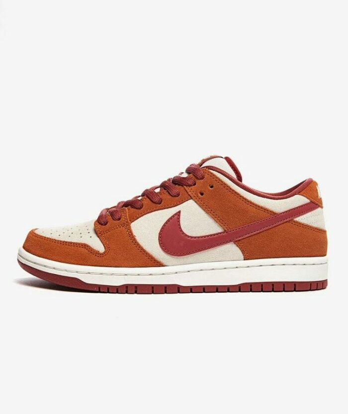 Nike SB Dunk Low Pro "Dark Russet Cedar"