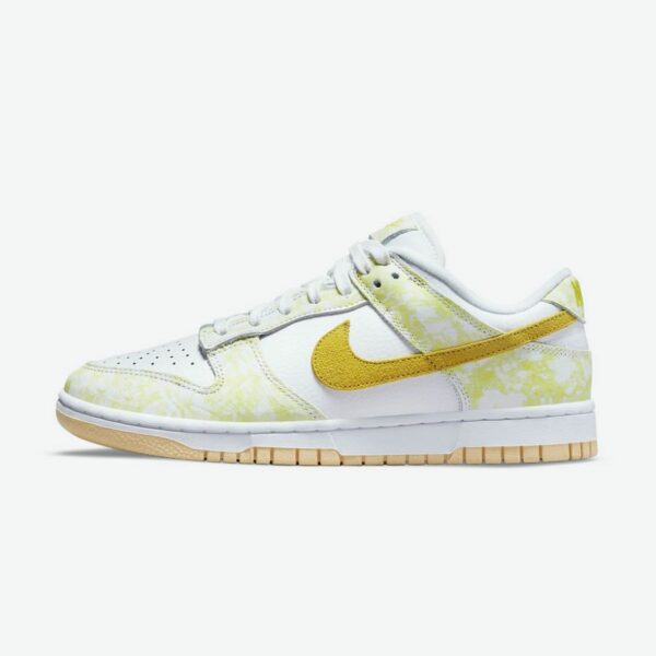 Nike Dunk Low 'Yellow Strike' (W)