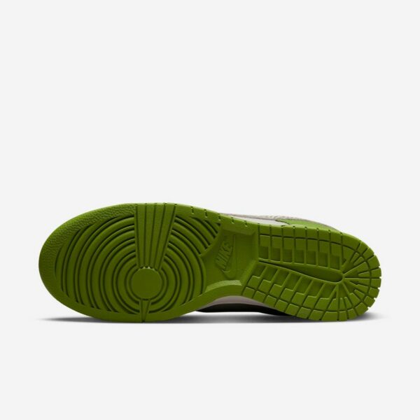 Nike Dunk Low "Safari Swoosh Chlorophyll" - Зображення 2