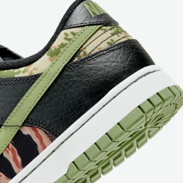 Nike Dunk Low SE 'Black Multi-Camo' - Зображення 8