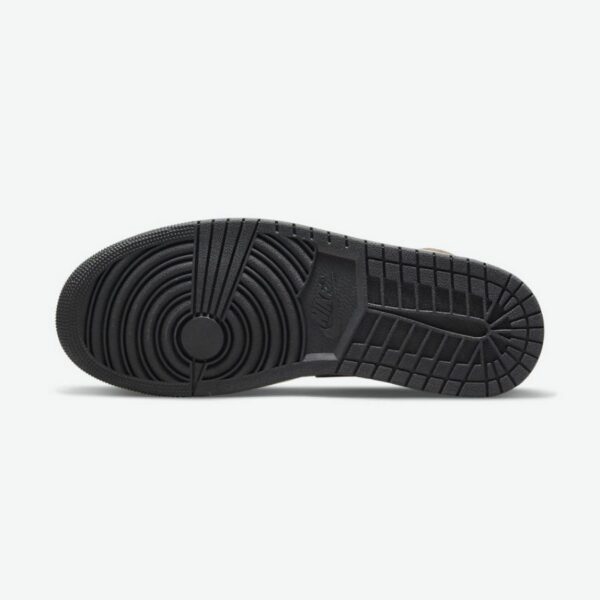 Air Jordan 1 Mid SE 'Dark Chocolate' - Зображення 6