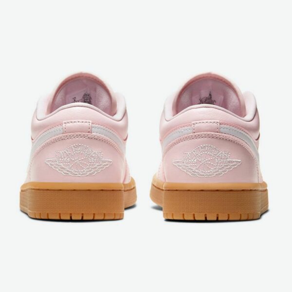 Air Jordan 1 Low 'Arctic Pink Gum' (W) - Зображення 5