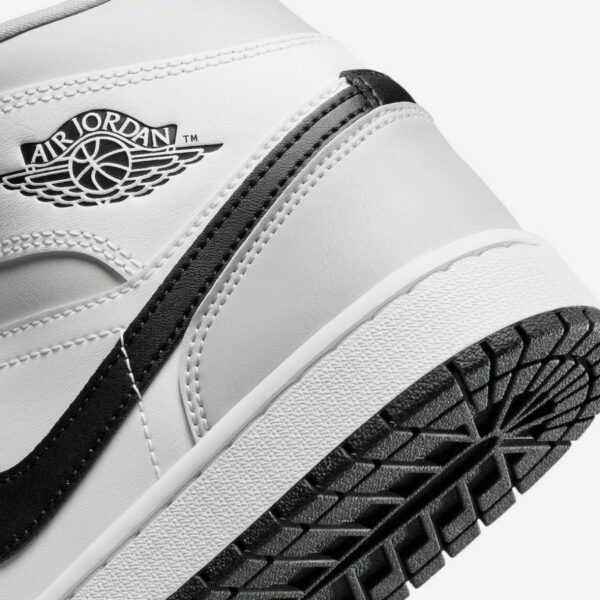 Air Jordan 1 Mid 'Light Smoke Gray' (W) - Зображення 8