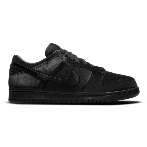 Nike Dunk Low x Dover Street Market "Velvet Triple Black" - Зображення 3