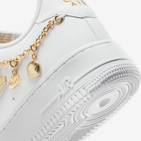 Nike Air Force 1 Low LX 'Lucky Charms' (W) - Зображення 8