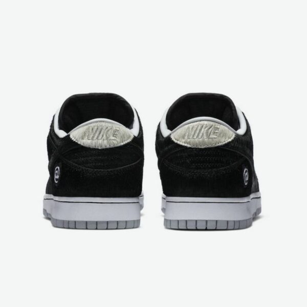 Nike SB SB Dunk Low x MEDICOM TOY “BE@RBRICK” - Зображення 6