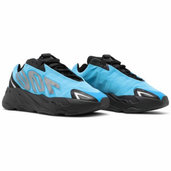 adidas Yeezy Boost 700 MNVN 'Bright Cyan' - Зображення 3