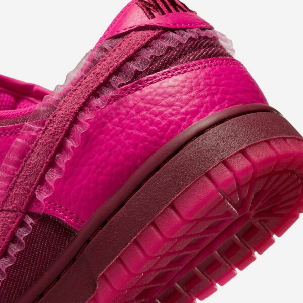 Nike Dunk Low Valentine's Day (2022) (W) - Зображення 8