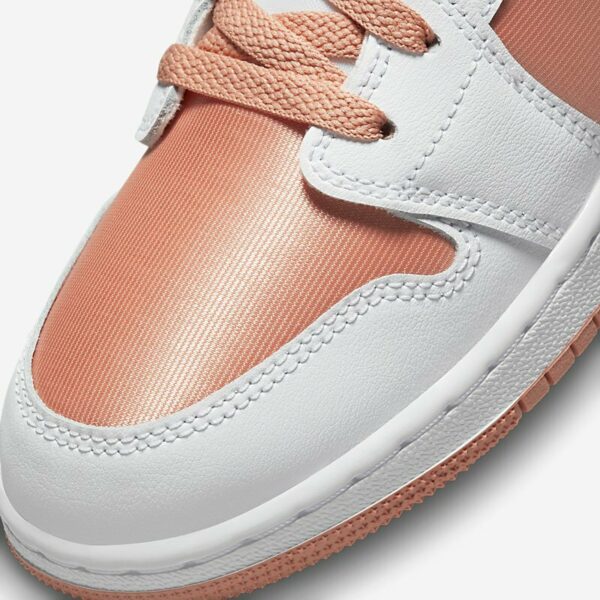 Air Jordan 1 Low White Light Madder Root (GS) - Зображення 4