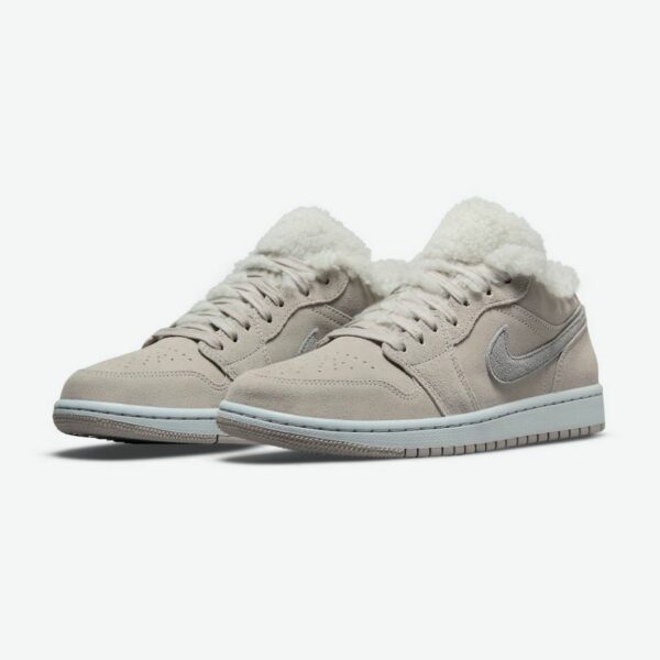 Air Jordan 1 Low SE 'Sherpa Fleece' (W) - Зображення 3
