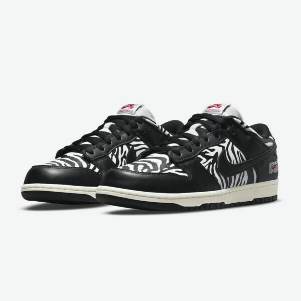 Quartersnacks x Nike SB Dunk Low 'Zebra' - Зображення 3