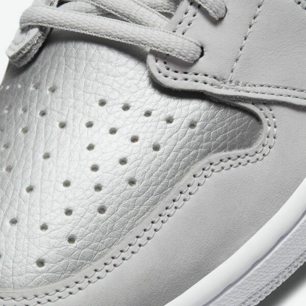 Air Jordan 1 Retro High OG CO.JP 'Metallic Silver' 2020 - Зображення 7