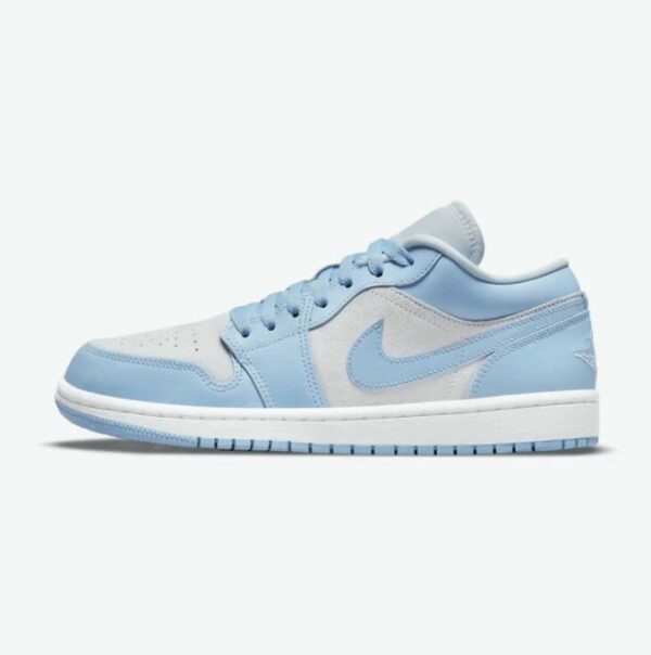 Air Jordan 1 Low 'Football Grey Aluminium' (W)