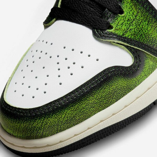 Air Jordan 1 Low "Black Electric Green” - Зображення 7