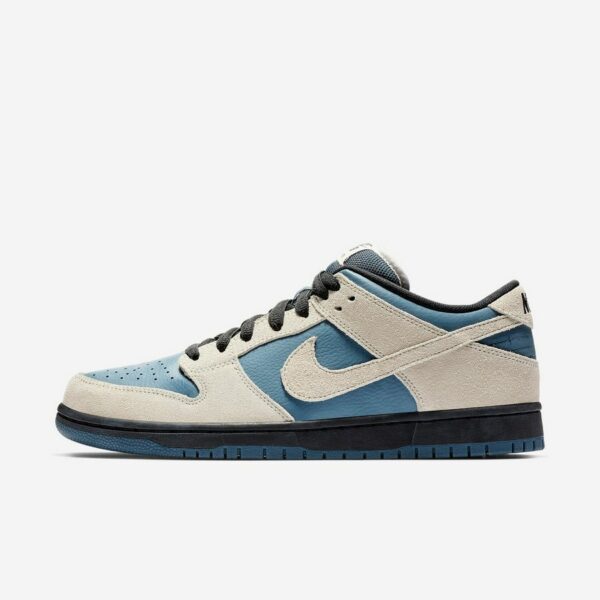 Nike SB Dunk Low "Light Cream Thunderstorm"