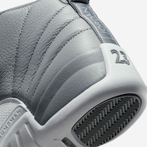Air Jordan 12 Retro "Stealth" - Зображення 8